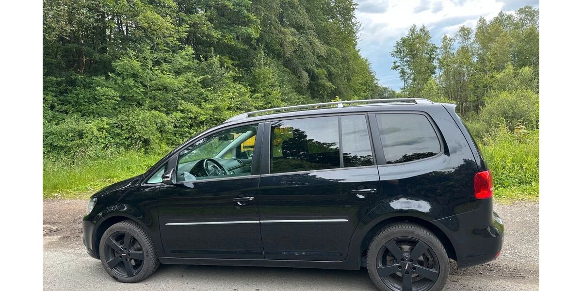 VW Touran 115.000 km 6.500 &euro; Kreuztal 57223