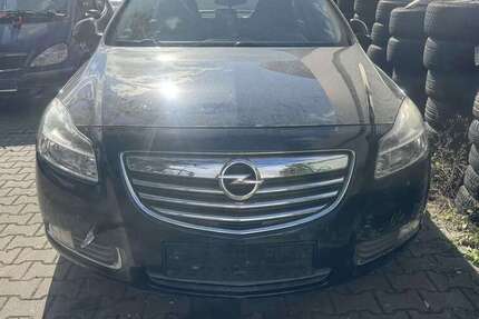 Opel Insignia 225.800 km 1.499 € Berlin 10829