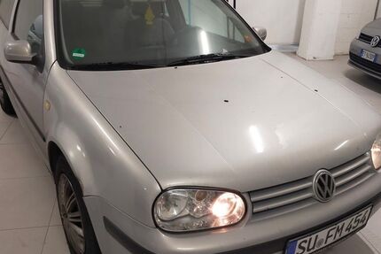 VW Golf 150.000 km 2.100 &euro; Meckenheim 53340