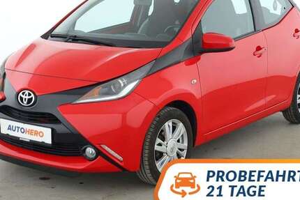 Toyota Aygo 68.491 km 7.490 &euro; Stuttgart 70195