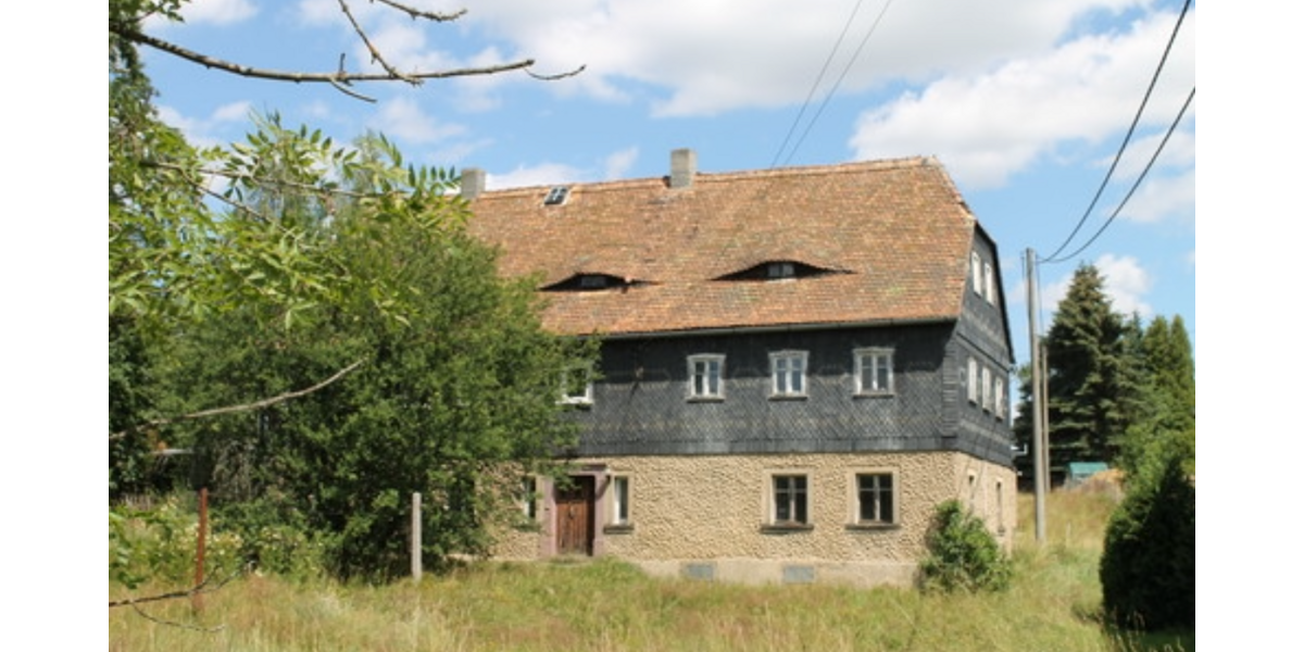 Haus zum Mieten in Lauba 660 € 180 m² 10 zimmer