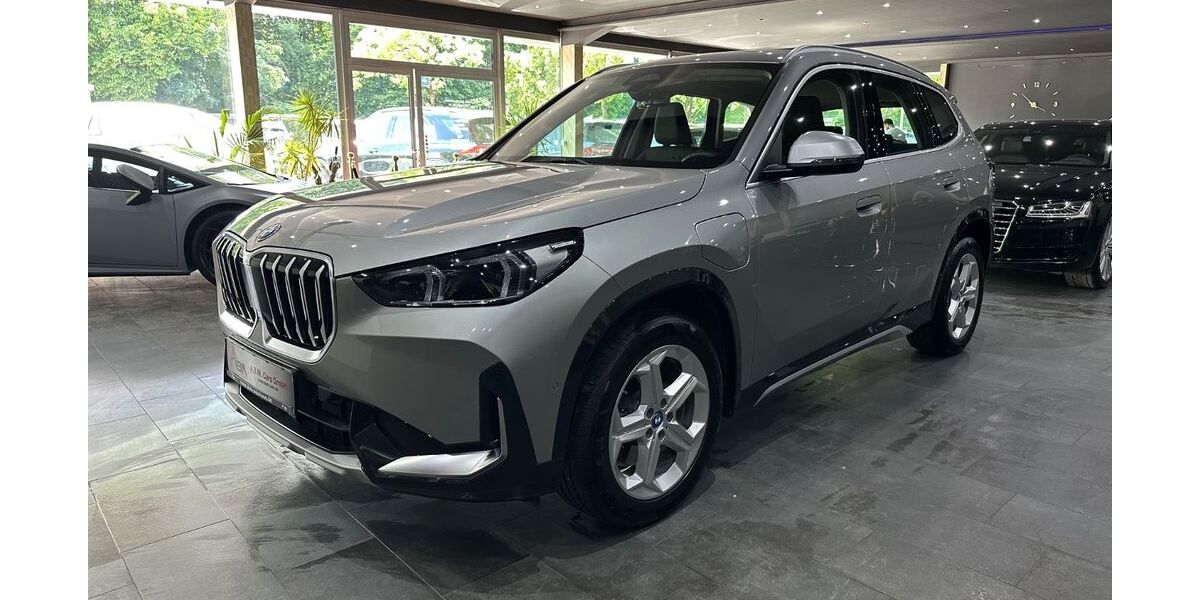 BMW X1 16.500 km 37.890 &euro; Gröbenzell 82194