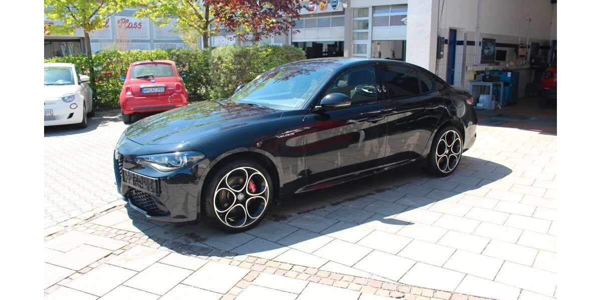 Alfa Romeo Giulia 72.000 km 31.900 &euro; Weilheim 82362