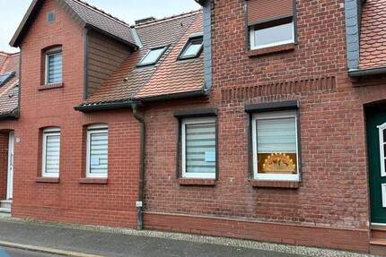 Aus zwei wurde eins: Einfamilienhaus mit Neubauqualität im Herzen von Tannermünde 7 zimmer