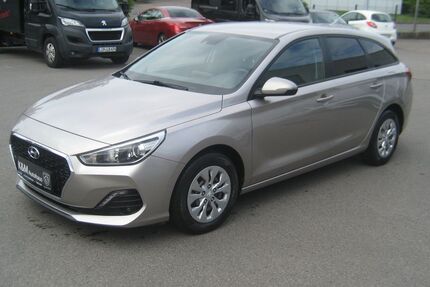 Hyundai i30 113.000 km 9.900 &euro; Detmold 32758