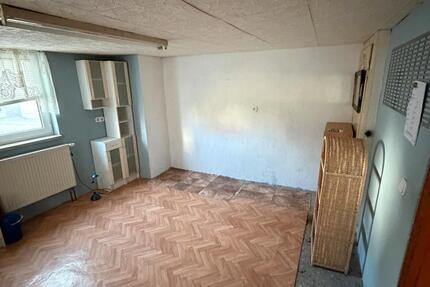 Haus Albstadt Gemarkung Burgfelden - 5 Zimmer, 180 m&sup2;, 1.600&euro; | Angebot:25232702