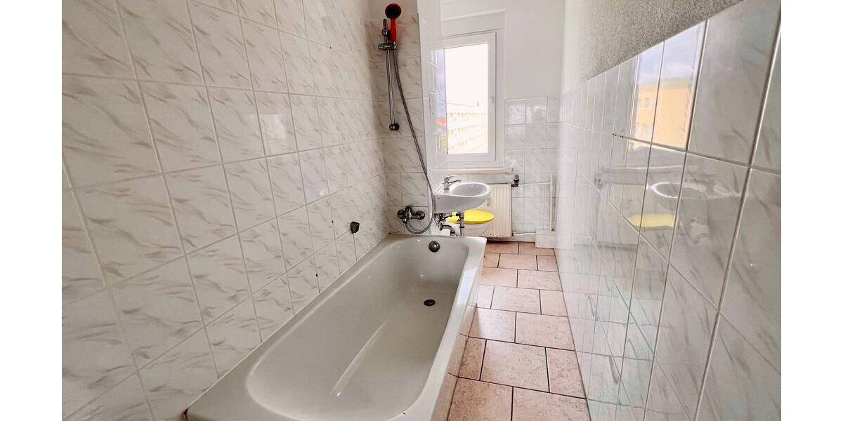 Etagenwohnung Tangerhütte - 3 Zimmer, 57 m&sup2;, 300&euro; | Angebot:25689337