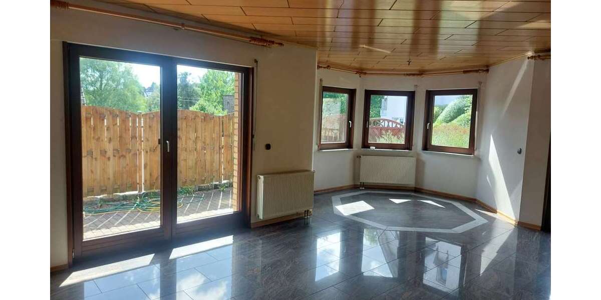 Wohnung zum Kaufen in Kreuztal Eichen 259.000 € 118.09 m² 4 zimmer