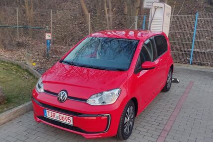 VW e-up! 3.100 km 16.390 &euro; Waldershof 95679