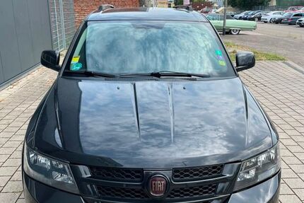 Fiat Freemont 208.000 km 7.990 &euro; Rastatt 76437