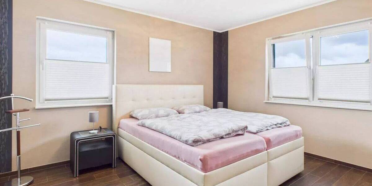 Einfamilienhaus Arzfeld - 7 Zimmer, 160 m&sup2;, 580.000&euro; | Angebot:25771809