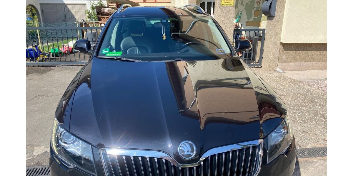 Skoda Superb 134.500 km 10.950 &euro; Neustadt 67435