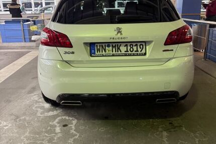 Peugeot 308 121.377 km 12.500 &euro; Weinstadt 71384