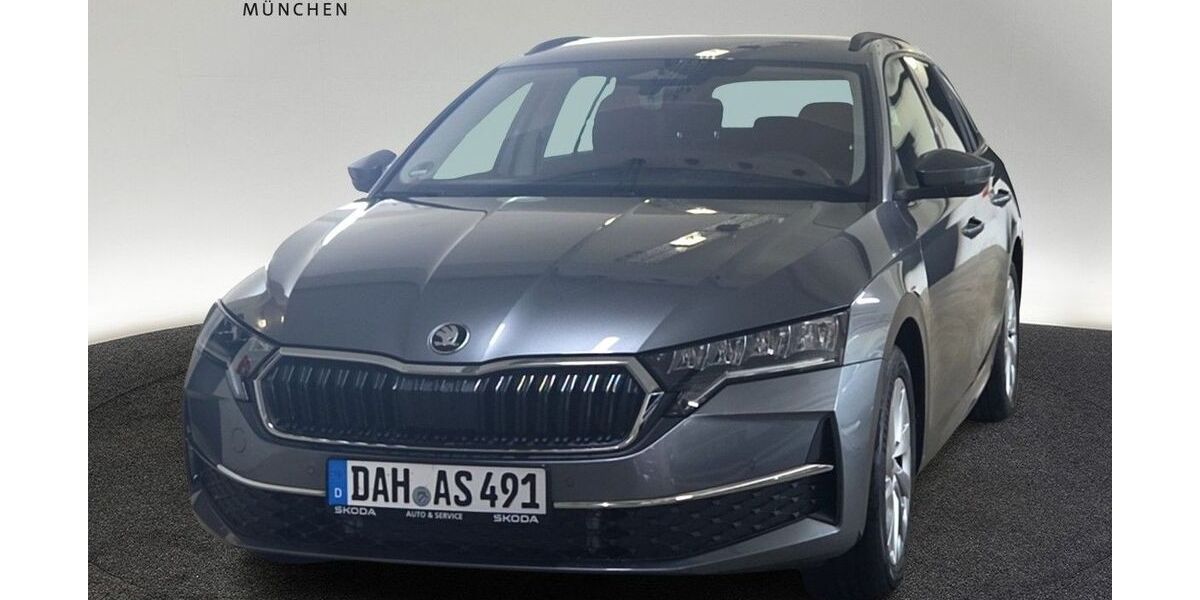 Skoda Octavia 6.500 km 33.590 &euro; München 80935