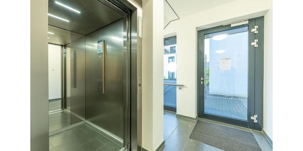 Etagenwohnung Koblenz Karthause - 4 Zimmer, 128 m&sup2;, 1.792&euro; | Angebot:26367474