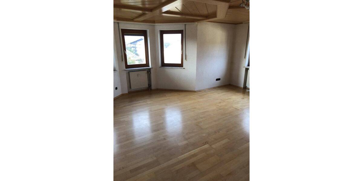 Mehrfamilienhaus, Wohnhaus Roding Neubäu - 8 Zimmer, 255 m&sup2;, 369.000&euro; | Angebot:26820143