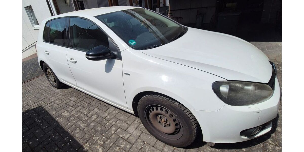 VW Golf 273.864 km 3.500 &euro; Lennestadt 57368