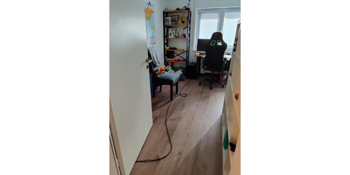 Etagenwohnung Radolfzell am Bodensee - 3 Zimmer, 87 m&sup2;, 265.000&euro; | Angebot:26549942