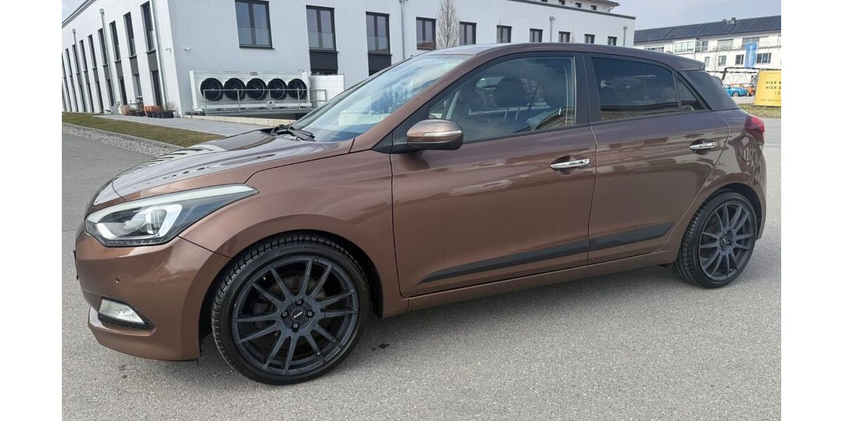 Hyundai i20 73.000 km 7.990 &euro; Wolfratshausen 82515