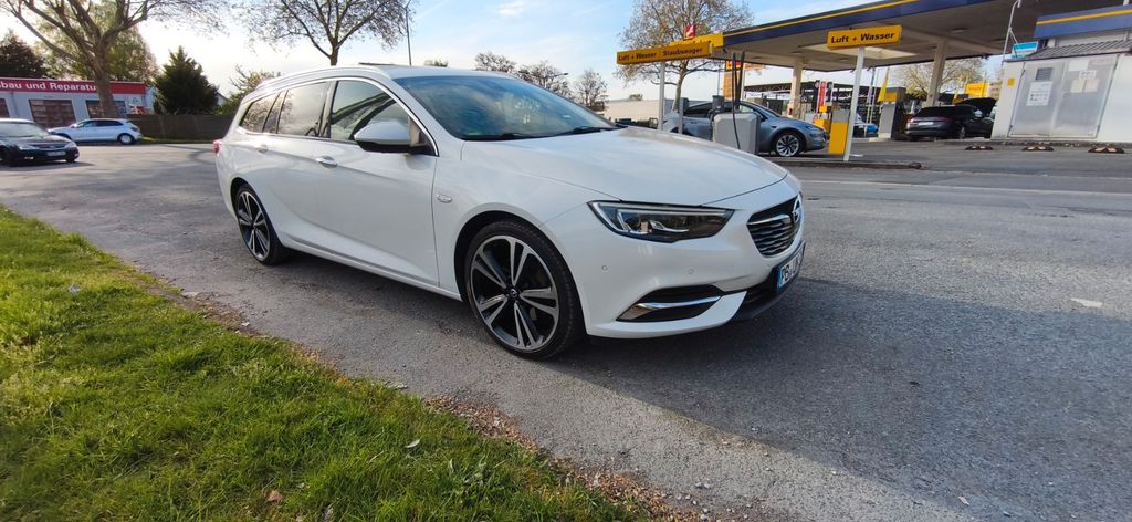 Opel Insignia 100.000 km 14.700 &euro; PADERBORN 33106