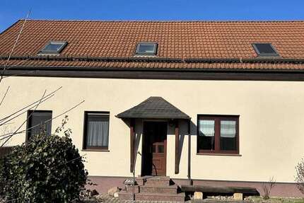 Haus Großräschen - 7 Zimmer, 200 m&sup2;, 349.000&euro; | Angebot:25547709