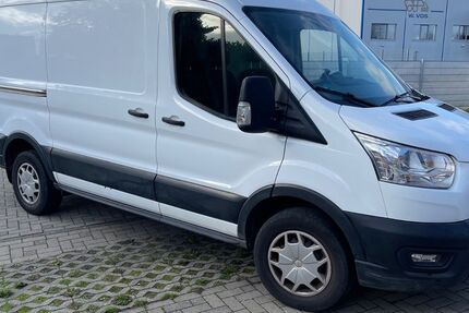 Ford Transit 99.500 km 22.200 € Rees 46459