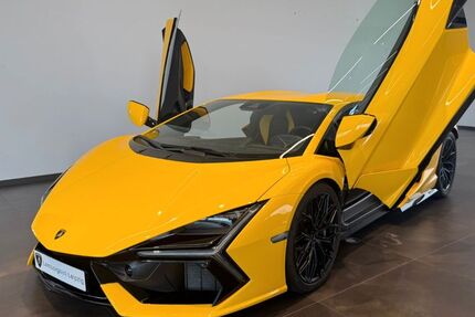 Lamborghini Revuelto 4.500 km 569.000 € Leipzig 04357