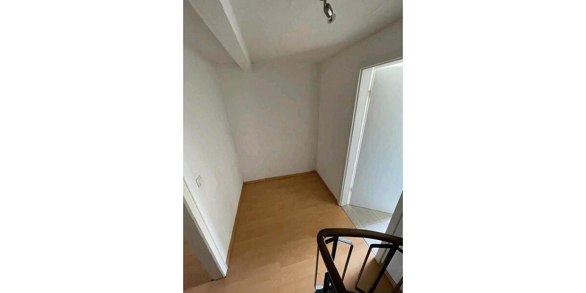 Maisonettenwohnung Saarbrücken - 3 Zimmer, 85 m&sup2;, 690&euro; | Angebot:26408967