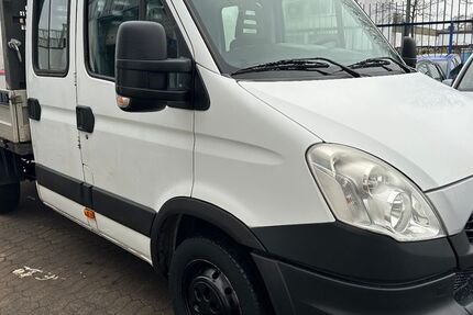 IVECO Andere 192.000 km 7.990 &euro; Hamburg 20537