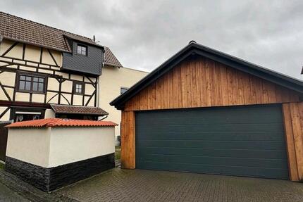 Haus Herleshausen - 4 Zimmer, 150 m&sup2;, 1.300&euro; | Angebot:26124290