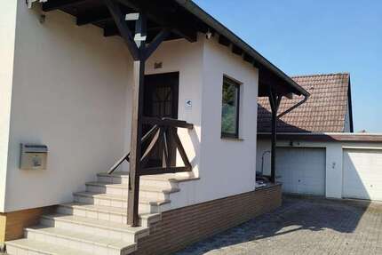 Haus Springe - 8 Zimmer, 180 m&sup2;, 410.000&euro; | Angebot:27087410