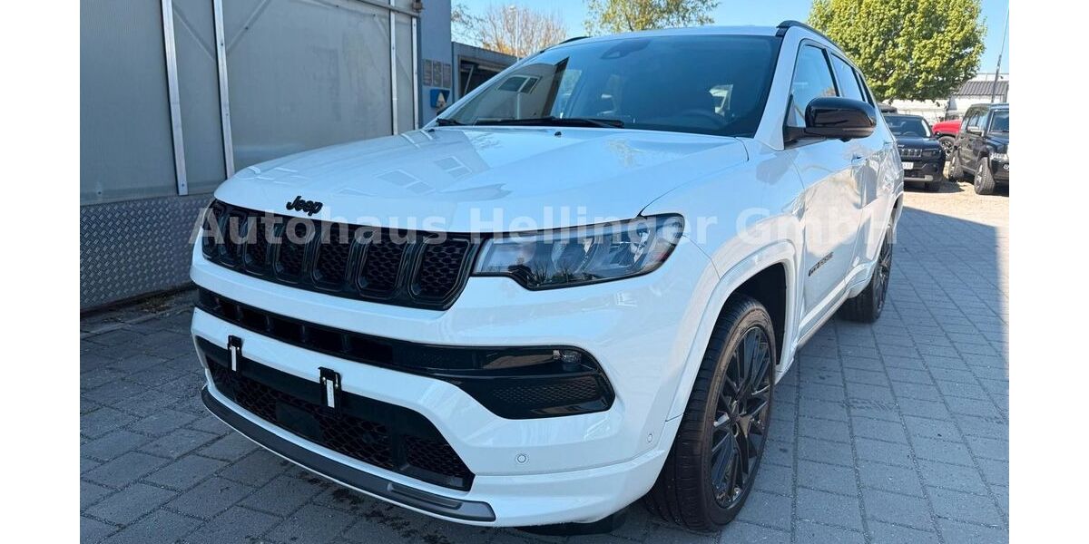 Jeep Compass 21.982 km 29.900 &euro; Schwaig 85445
