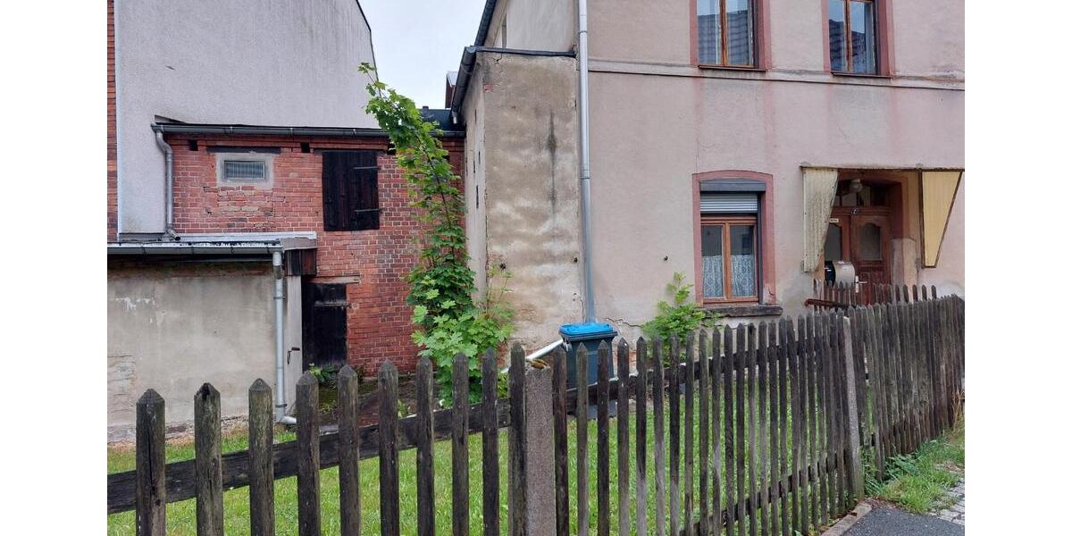 Einfamilienhaus Markneukirchen - 6 Zimmer, 200 m&sup2;, 98.000&euro; | Angebot:26444338