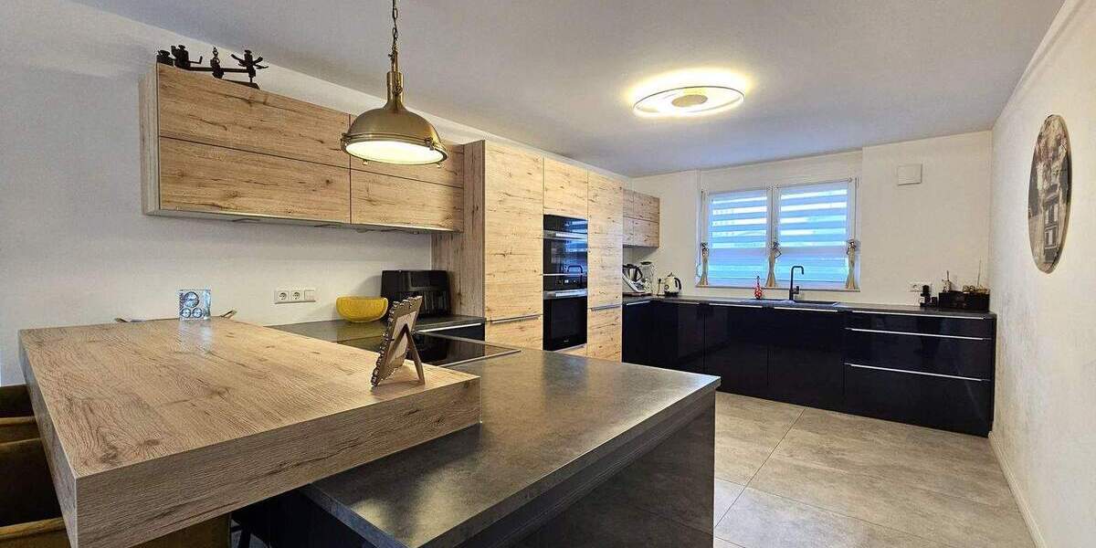 Reihenmittelhaus Albbruck - 4 Zimmer, 135 m&sup2;, 598.000&euro; | Angebot:26028506