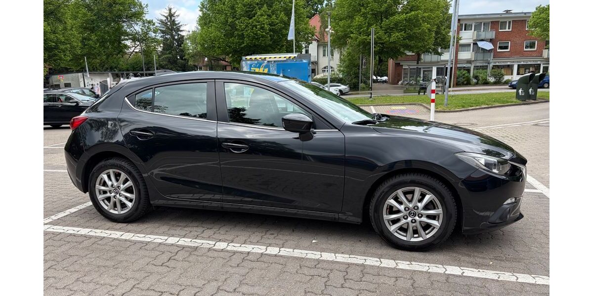 Mazda 3 115.000 km 11.000 &euro; Hamburg 22339