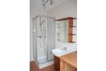 Top gepflegte 3-Zimmer DG-Wohnung mit EBK und Balkon