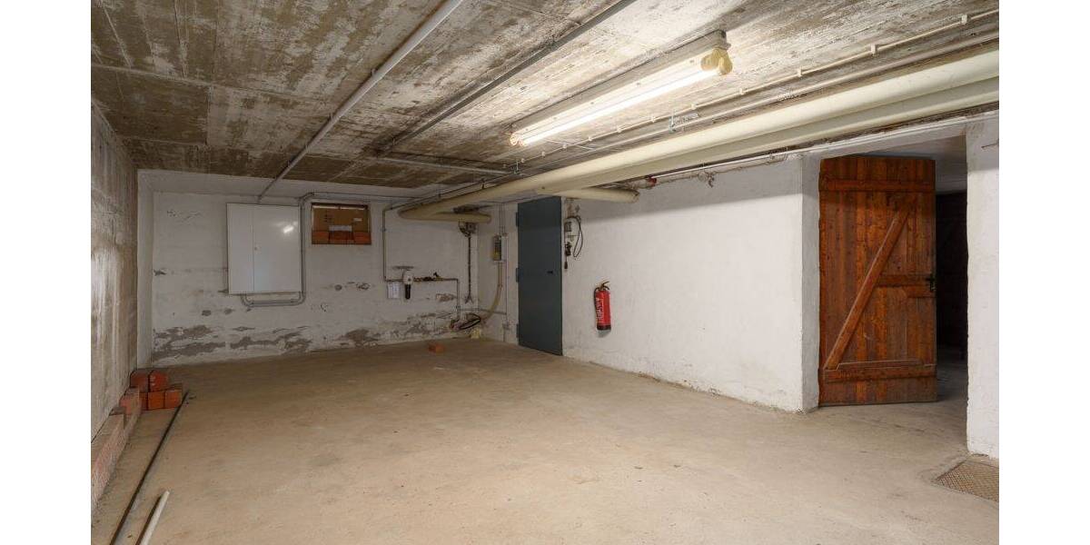 Mehrfamilienhaus, Wohnhaus Karlstadt / Gambach Gambach - 8 Zimmer, 154 m&sup2;, 299.900&euro; | Angebot:24033323