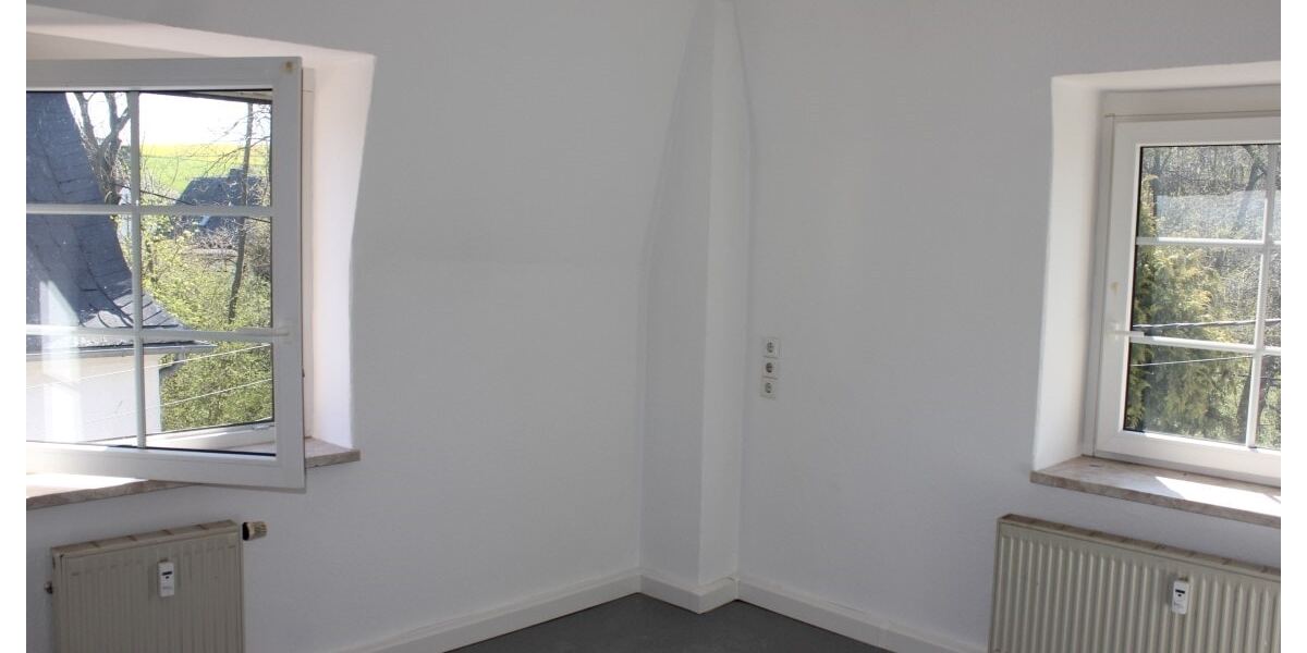 Neu sanierte 2-Raum Dachgeschoss-Wohnung in ruhiger Lage von Markersorf 2 zimmer