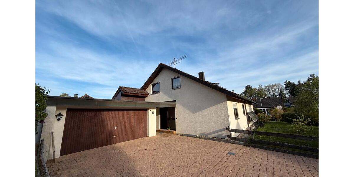 Einfamilienhaus Bad Liebenzell - 7 Zimmer, 180 m&sup2;, 535.000&euro; | Angebot:26425113