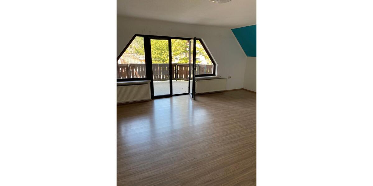 Etagenwohnung Nienburg (Saale) - 3 Zimmer, 125 m&sup2;, 650&euro; | Angebot:26406860