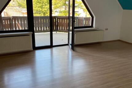 Wohnung Nienburg (Saale) - 3 Zimmer, 125 m&sup2;, 650&euro; | Angebot:26406860