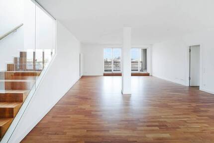 Hauptstadtpanorama inklusive - Exklusives Penthouse im Berliner Herzen 3 zimmer