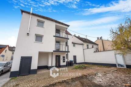 Haus Hochheim am Main - 10 Zimmer, 213 m&sup2;, 769.000&euro; | Angebot:26785682