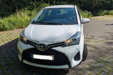 Toyota Yaris 92.500 km 6.999 € Rösrath 51503