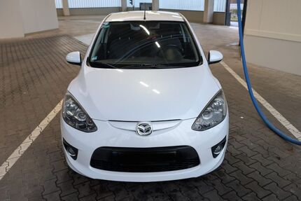 Mazda 2 148.000 km 3.750 &euro; Werl 59457