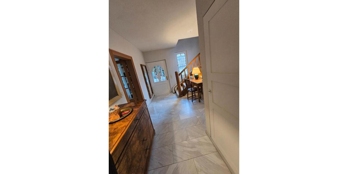Einfamilienhaus Villingen-Schwenningen Schwenningen - 7 Zimmer, 167 m&sup2;, 460.000&euro; | Angebot:26766134