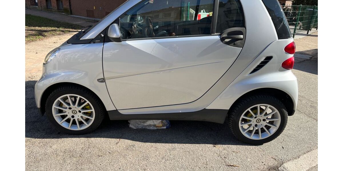 Smart ForTwo 192.500 km 3.600 &euro; Lübeck 23558