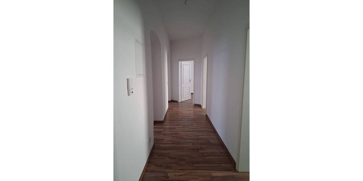 Etagenwohnung Magdeburg Alte Neustadt - 4 Zimmer, 105 m&sup2;, 850&euro; | Angebot:26704368