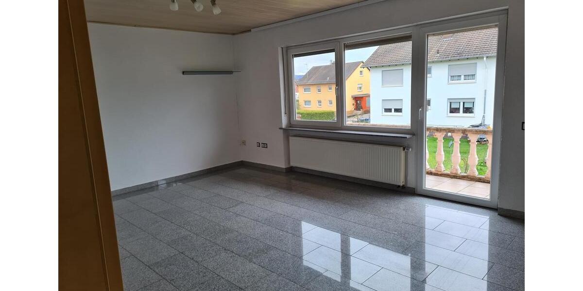 Etagenwohnung Ramstein-Miesenbach Miesenbach - 6 Zimmer, 190 m&sup2;, 1.700&euro; | Angebot:26222595