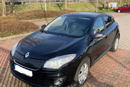 Renault Megane 112.000 km 4.999 &euro; Hessisch Lichtenau 37235